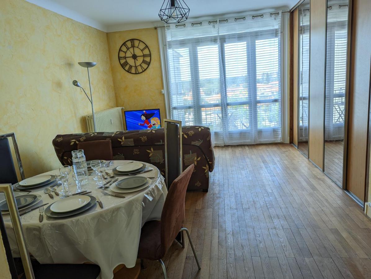 Bellejoie - Appartement T3- Poitiers Sud - Direct Futuroscope - Parking Et Wifi Gratuit Dış mekan fotoğraf